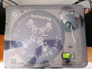 ΠΙΚΑΠ NUMARK PRO TT1-thumb-2
