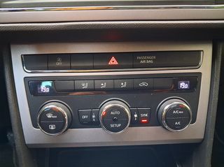 Seat Leon 2020 ST 2.0 TDI 150PS Xcellence-thumb-33