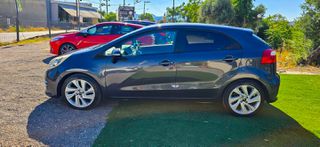 Kia Rio 2016-thumb-1
