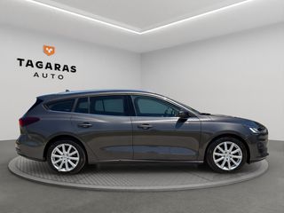 Ford Focus 2022 S/W 1.5dci AUTO-NAVI-LED-XENON!-thumb-3
