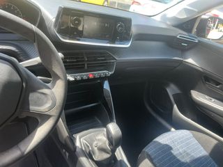 Peugeot 208 2021-thumb-7