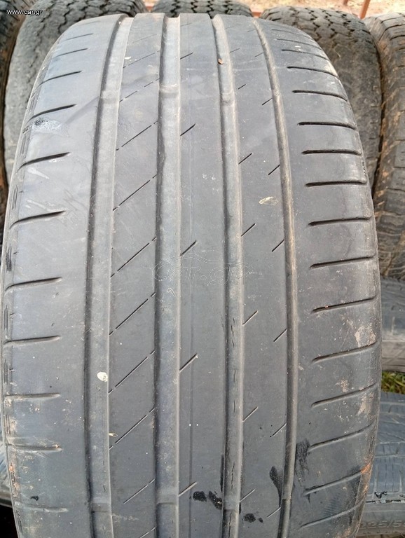 NEXEN NFERA Sport 225/40R19
