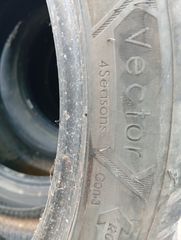 GOODYEAR VECTOR 4 SEASONS GEN-3 235/40R18 95W-thumb-3