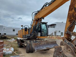 Εκσκαφέας Με Λάστιχα Liebherr 2014 920