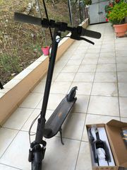 Πόλης Ninebot 2021 G30