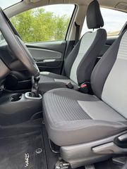 Toyota Yaris 2018 1.0 VVTI France Edition-thumb-13