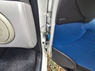 Fiat Punto 2001-thumb-41