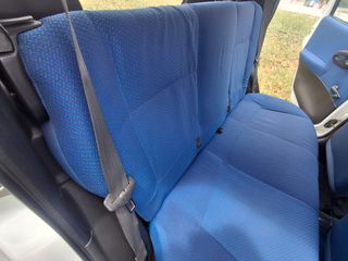 Fiat Punto 2001-thumb-45