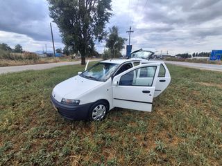 Fiat Punto 2001-thumb-11