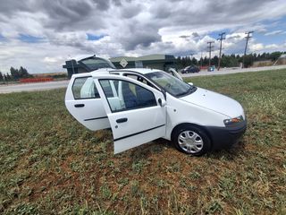 Fiat Punto 2001-thumb-15