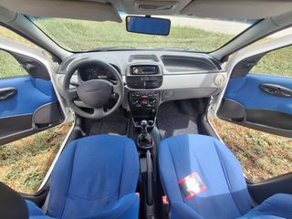 Fiat Punto 2001-thumb-16