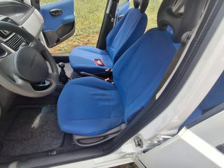 Fiat Punto 2001-thumb-19