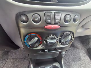 Fiat Punto 2001-thumb-25