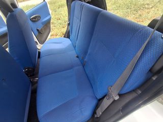 Fiat Punto 2001-thumb-32