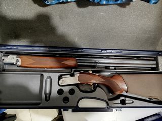 Beretta ultralight super pose
