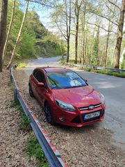 Ford Focus 2012 Titanium-thumb-3