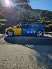 Renault Clio 2004 MAXI-thumb-2