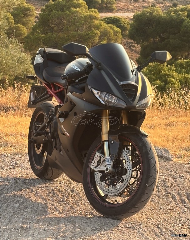 Triumph Daytona 675 2012 Έκδοση r. Δεκτός έλεγχος σε μηχανικό. ΑΡΙΣΤΟ. ΕΥΚΑΙΡΙΑ.