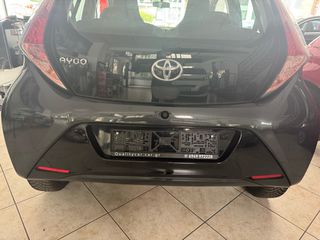 Toyota Aygo (X) 2017-thumb-15