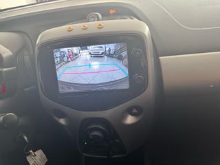 Toyota Aygo (X) 2017-thumb-3
