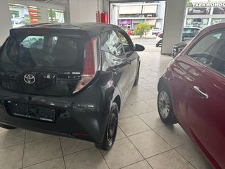 Toyota Aygo (X) 2017-thumb-22