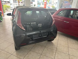 Toyota Aygo (X) 2017-thumb-23