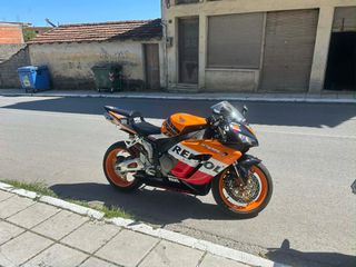 Honda CBR 1000RR 2005
