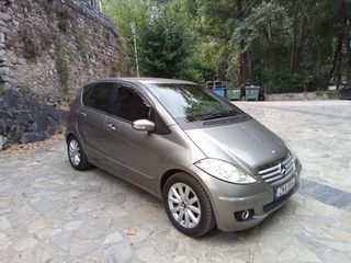 Mercedes-Benz A 150 2005-thumb-1