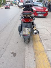 Piaggio Beverly 500 2005-thumb-16