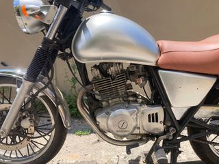 Suzuki TU 250 2000-thumb-9