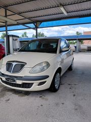 Lancia Ypsilon 2004