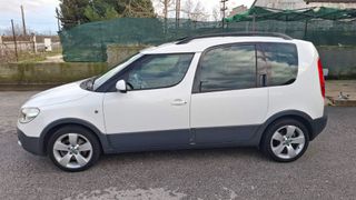 Skoda Roomster 2013 ΑΠΟ ΙΔΙΩΤΗ ΜΕ ΟΛΑ ΤΑ SERVICE
