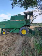 Harvesters John Deere 1982 985