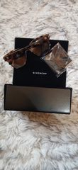 Givenchy SGV815 COL.0744 135.-thumb-2