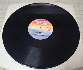 GeeGee & Gym Band – Majic-Kaboola  12'-thumb-2