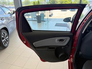 Toyota Yaris 2017 1.3 VVT-i Edition-S_ Navi_ R.Camera-thumb-54