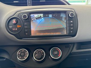 Toyota Yaris 2017 1.3 VVT-i Edition-S_ Navi_ R.Camera-thumb-44