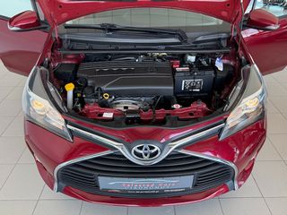 Toyota Yaris 2017 1.3 VVT-i Edition-S_ Navi_ R.Camera-thumb-85