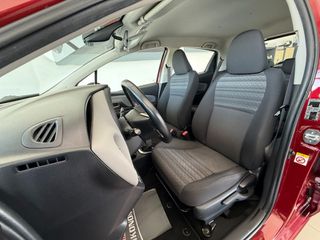 Toyota Yaris 2017 1.3 VVT-i Edition-S_ Navi_ R.Camera-thumb-30