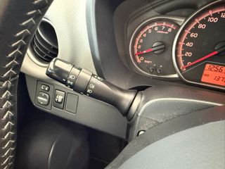 Toyota Yaris 2017 1.3 VVT-i Edition-S_ Navi_ R.Camera-thumb-39