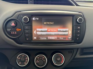 Toyota Yaris 2017 1.3 VVT-i Edition-S_ Navi_ R.Camera-thumb-42