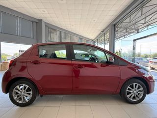 Toyota Yaris 2017 1.3 VVT-i Edition-S_ Navi_ R.Camera-thumb-15