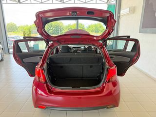 Toyota Yaris 2017 1.3 VVT-i Edition-S_ Navi_ R.Camera-thumb-77