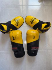 Γάντια-Παπούτσια Kick Boxing TOP TEN