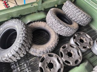 Bf Goodrich mud terrain km2 285/75/16 + ζάντες αλουμινίου 6 x 139.7
