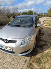 Toyota Auris 2009 E150