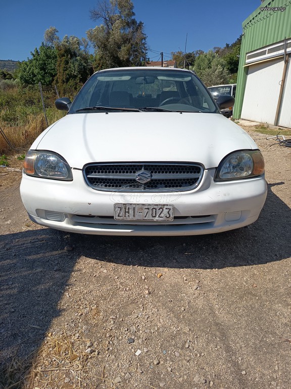 Suzuki Baleno 2001