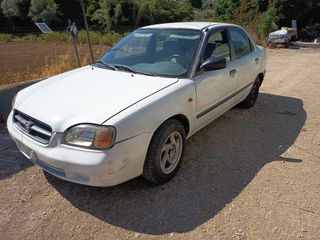 Suzuki Baleno 2001-thumb-2