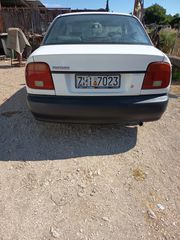Suzuki Baleno 2001-thumb-3