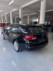 Opel Astra 2018-thumb-5